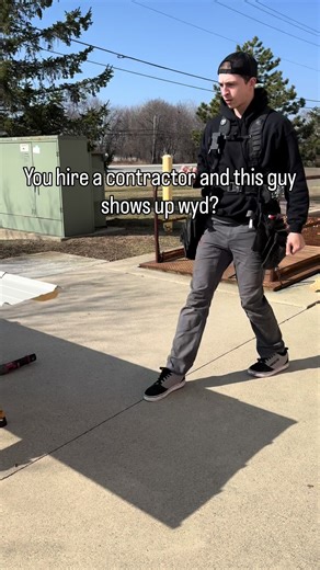 Professional Gear for Metal Work: Nibblers in Action