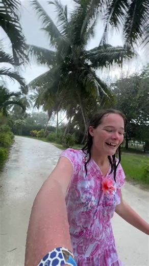 Das Video ist nur Spaß und nicht böse gemeint/ Kommt jemand auf die Seychellen und macht das mit mir zusammen? Haha💕 #seychellen #ladigue #urlaub #fyp #casaelli