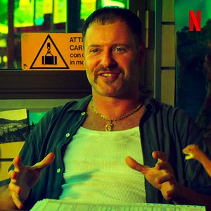 “La cosa importante delle fatture è il numero, lei mi invia il PDF e gliela ristampo”. Magico. 🎥 Smetto quando voglio | Netflix