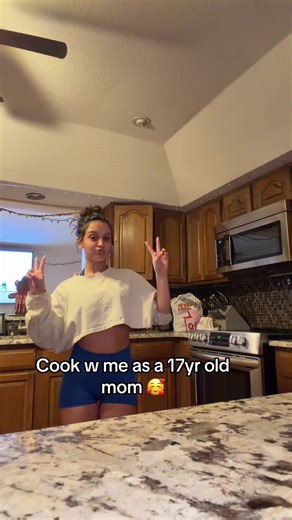 Just got over being sick with the flu 😩 so done ! #teenmom | teen mom