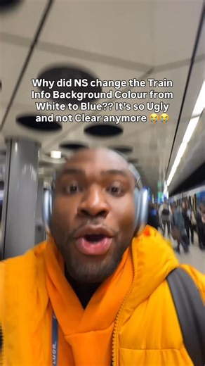 CHANGE IT BACK BRO 😭 NS tweaking. They recently changed the background colour of the train info from white to blue. Do you guys like those changes? #nederlandsespoorwegen #trains #netherlands | Akinzo