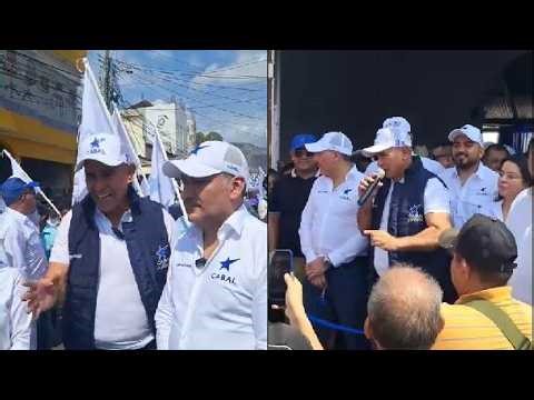 ROBERTO ARZÚ AND 3 KIEBRES WALKING IN CHIQUIMULA FOR THE NEW GUATEMALA HEADQUARTERS.