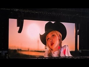 Rosé Solo Full Performance at Blackpink Deadline World Tour Day-2 [ 4k HD ]