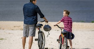 Preview - Love at the Shore