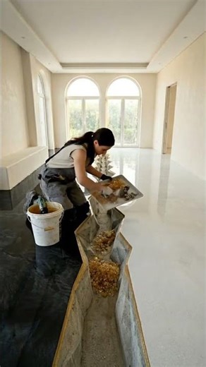 THIS BLACK ONYX vs WHITE QUARTZ FLOOR IS INSANE 😱 Gold Vein Epoxy Transformation #shorts