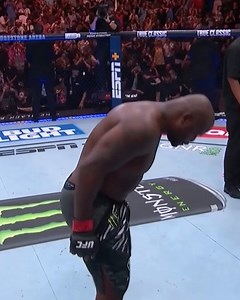 Derrick Lewis took his shorts off after his KO win at #UFCNashville 😂 | ESPN