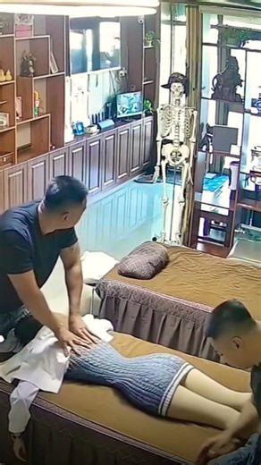 Chinese Massage for Tight Back Muscles: Step-by-Step