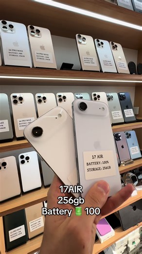 🔥 iPhone 17 Air مستعمل بحالة ممتازة جداً ✨ Battery 🔋 100% نظافة عالية واستخدام خفيف، جهاز أنيق وخفيف وفخم بكل التفاصيل 😍📱 أداء سريع، كاميرا قوية، وتصميم يخطف النظر 👌 #iPhone17Air #ايفون17 #Apple #ايفون #موبايلات