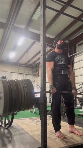 1165 lbs above knee rack pull for fun and overload