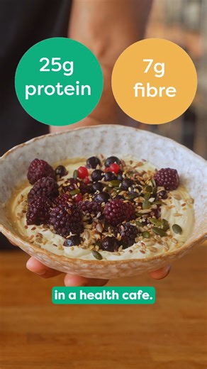 This yoghurt bowl is loaded with fibre and protein and it’s far more satisfying than yoghurt on its own. Plus, it’s easy to make at home! 🥣 | The Doctor's Kitchen