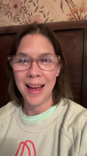 Owl Impression as Lois Griffin: Fun Voice Challenge