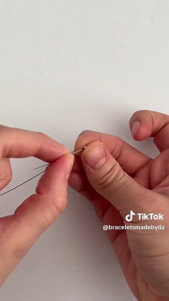 I love making these 🫶🏻 #bracelettutorial #braceletmaking