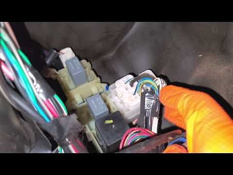 2000 Toyota Corolla Fuel Pump Relay Location & Fuel Pump Fuse