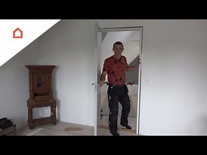 Hæng døren på og ret til