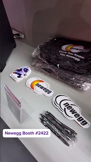 TwitchCon 2025 San Diego | Day 1 Electric Vibes & Start of an Epic Weekend with Newegg!