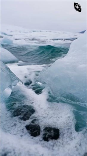 Frozen Flow Stream — A Calm Healing Line | Life in a Blink #healingscenery