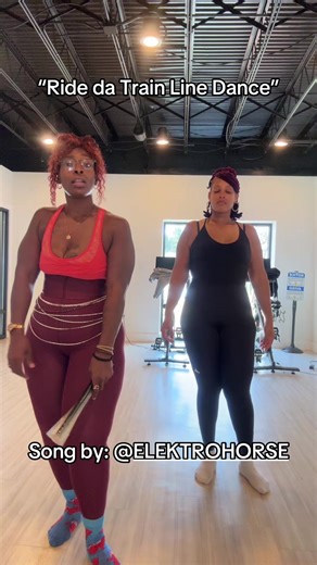 WE BOUT TO RIDE THIS TRAIN 🚂 💨💨💨 #linedance #linedancer #tallwomen #linedancersoftiktok #linedancing