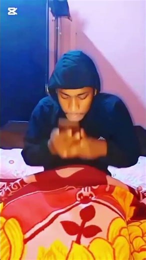 The girl kissed me while I was sleeping#comedy #funny #viral #memes #