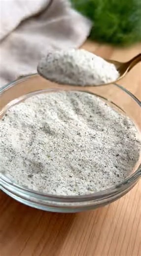 Two-Ingredient Ranch Kosher Dill Pickle Spears | Happy Cooking