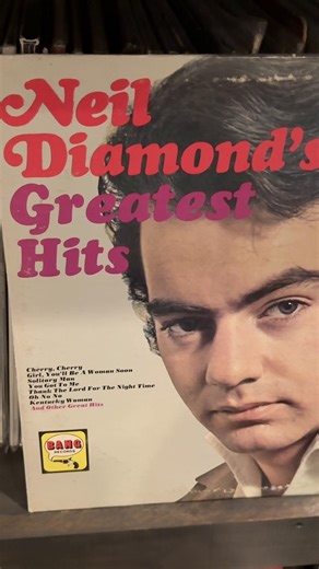 Neil Diamond’s Greatest Hits - (1968) Key track: “Cherry, Cherry” #neildiamond #cherry #1960s #vinyltiktok #singersongwriter