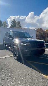 2023 Jeep Grand Cherokee Limited (U5032)