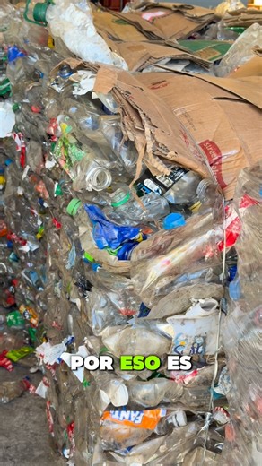 POCK on Instagram: "Reciclar NO es la solución, si no hay una CORRECTA gestión de los residuos. Por eso en POCK trabajamos de la mano de TOL, para valorizar el más alto porcentaje de estos residuos y evitar que lleguen al lugar incorrecto. ¡Contáctanos!"