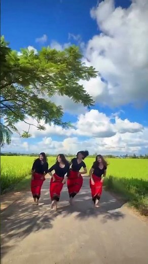 Gujarati timali stutus aadivasi cute girl 😘 aadivasi shots #rockystarbandnewtimlisong #dance