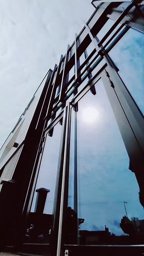 Money making window cleaning #windowcleaning #squeegee #oddlysatisfyingvideo | Lavezzi WC