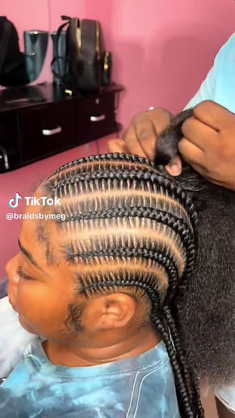 Dookie straight back for the win 😍 #straightback #stitch