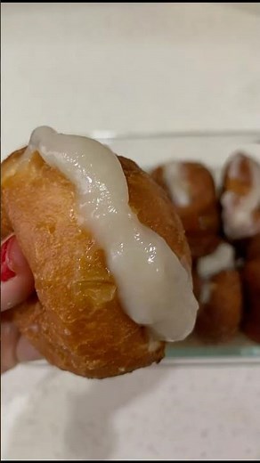 Super Soft Cream Filled Doughnuts (No-Hole Bomboloni)