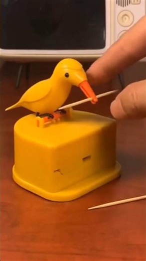 ATHA Plastic Bird Toothpick Dispenser