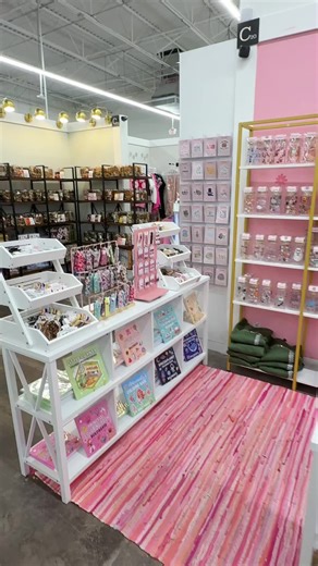 At Sawdust & Cedar, we make handmade goodies that feel personal, cozy, and just a little extra—because life’s too short for boring stuff. We’re firm believers that the tiniest things often spark the biggest smiles—those everyday treasures that make you say, “wow, someone actually gets me.” Our collection is full of custom glassware—16oz glass and plastic cups, 17oz glass mugs—decked out with trendy, bookish, cozy, and totally aesthetic vibes. But we don’t stop there. Think earrings, books and bo