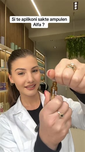 Fresh Zone on Instagram: "Molecular Trichology Alpha Hair Loss Prevention Serum Ampoules është një trajtim i avancuar i krijuar për personat që vuajnë nga rënia e tepërt e flokëve. Falë formulës së tij unike, të pasur me proteoglikanë, faktorë rritjeje dhe peptide biomimetike, ky serum mbështet në mënyrë efektive trajtimet kundër rënies së flokëve dhe stimulon rritjen e fijeve të reja. Veprimi i ampulave përforcohet nga përbërës aktivë të përzgjedhur me kujdes: 🔹 Proteoglikanët – zgjasin fazën 