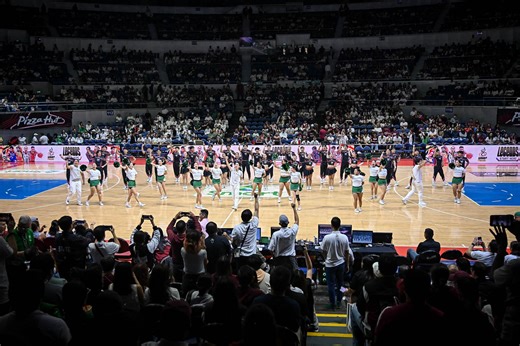 UAAP: UP, DLSU cheer squads unite in halftime protest against corruption