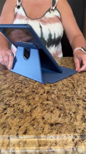 How can an iPad case not let you use your iPad in portrait mode? | JETech Electronics Review