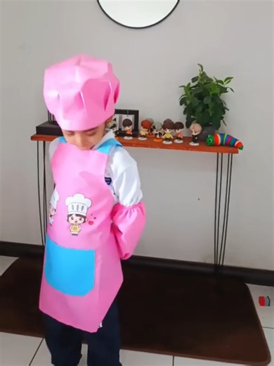 Affordable Waterproof Cooking Aprons for Every Home