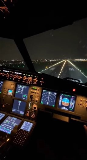 JetStream – Experience the Sky Up Close