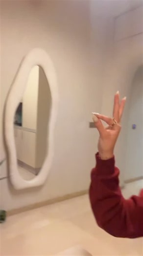 Hiba el majdouli on Instagram: "😌😌✨✨ BOMBAAA"