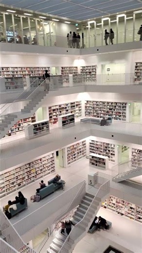 Inside Stuttgart’s Cube of Knowledge 🤍