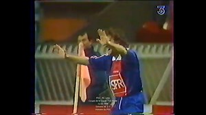 Bonjour à tous ! On attaque ce dimanche avec le doublè de Marco Simone contre le RC Lens le 12 mars 1998. Victoire 2-1 et le PSG passe en finale de Coupe de la Ligue. | Histoire du PSG