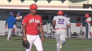 Ray edges G-P in extra-innings, first-place pitcher's duel