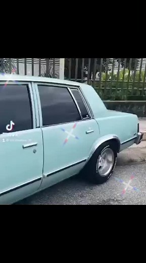 Un video de algunas de las bellezas del Club Malibú Clásicos Mérida unas bellezas #chevrolet #malibu #malibuclassic #malibu81 #malibu82 #malibu83 #malibu79 #malibuvenezuela #clubmalibuvenezuela #clubmalibulara #clubmalibuclasicosmerida #maracaibo #barquisimeto #merida #falcon #viral #tiktok