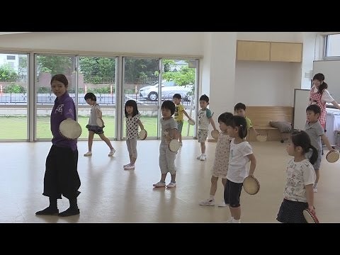 園児エイサー舞う つくばの保育園