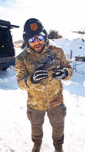 Johnny Q on Instagram: "Well that’s a first! @glockinc #glock #glock19"