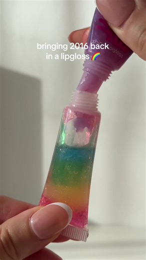 DIY Rainbow Lip Gloss: A Nostalgic 2016 Revival