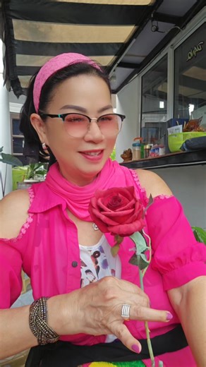 วิดีโอของ พี่ละมุล3ออนไลน์ (@dolameijbdo) พร้อมเพลง เสียงต้นฉบับ - ส้มตำ&ยำแซ๊บ - กินเที่ยวเรื่องเดียวกัน