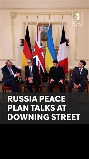 German Chancellor Friedrich Merz says he is "sceptical" about some details in America's peace plan proposal between Russia and Ukraine. Merz said this is a "decisive time" for the European leaders, which included Zelenskyy, Macron and Starmer at Downing Street. #FriedrichMerz #Zelenskyy #Macron #Starmer #Putin #Trump #Channel4News | Channel 4 News