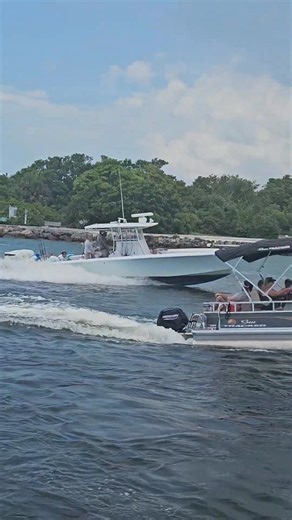 Boating Fun at the Jetty #BoatingFun #JettyAdventure | Cruisin Wavy