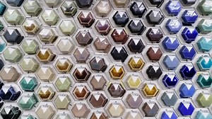 😨 Many potters fear glaze development… Especially with regards to: – The chemistry and math behind it – Sourcing materials which are sometimes hard to come by in certain countries – The additional space taken up in the studio for such a venture – And of course the cost – knowing that you would probably have to do hundreds of tests before you have glazes that tick all the boxes – like a good melt, easy to work with etc. With this tutorial I will show how I overcame all of these points ✔ No under