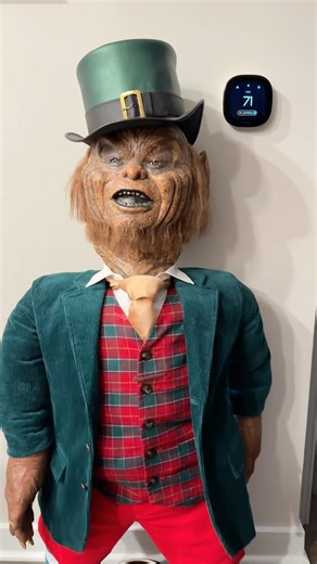 Where’s me gold, Danny, me boy?! 🍀 #leprechaun #horror #movie #movies #halloween #horrormovie